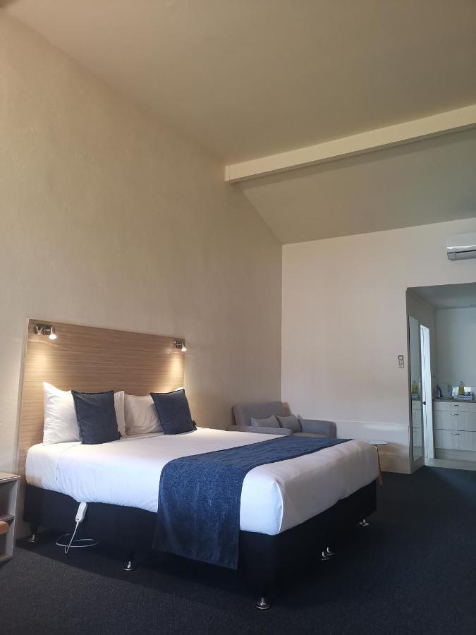 Captains Quarters Motor Inn Cambridge Ngoại thất bức ảnh