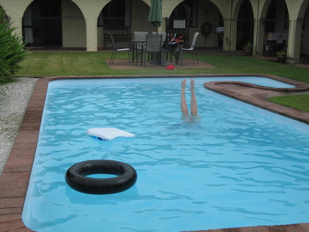 Captains Quarters Motor Inn Cambridge Ngoại thất bức ảnh