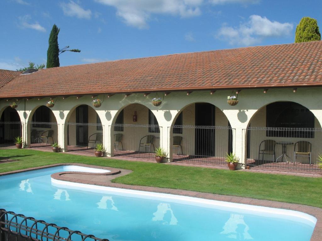 Captains Quarters Motor Inn Cambridge Ngoại thất bức ảnh